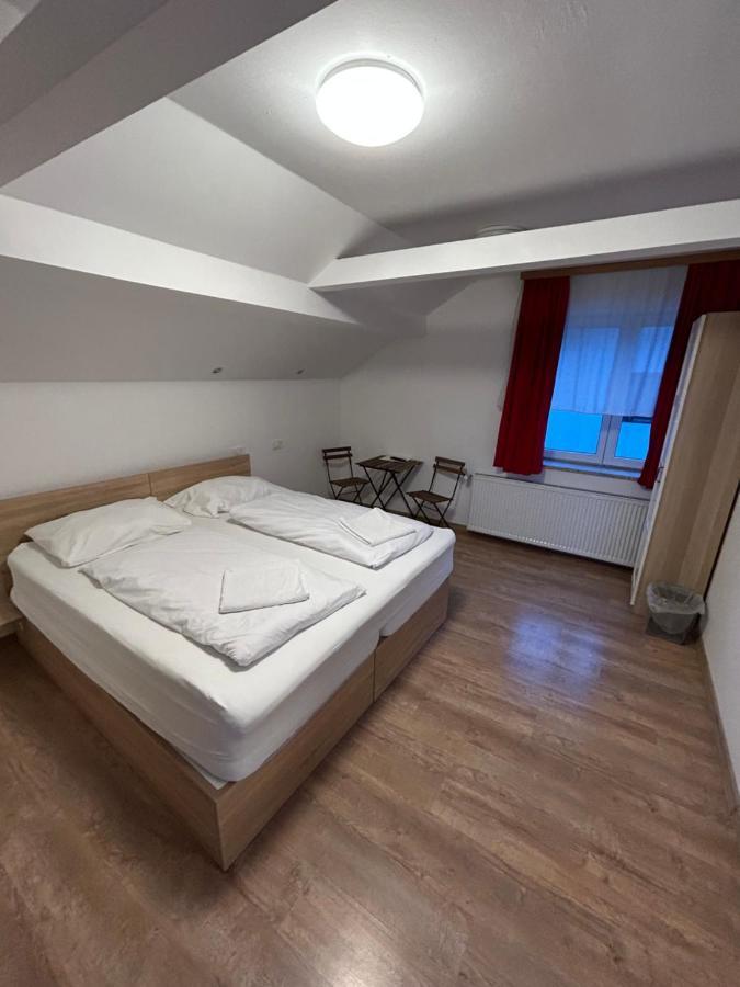 Sobe Zimmer Frei Pozega Zewnętrze zdjęcie