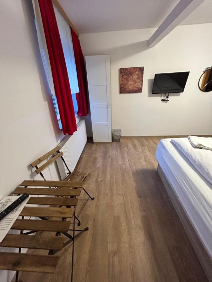 Hotel Sobe Zimmer Frei Pozega Zewnętrze zdjęcie