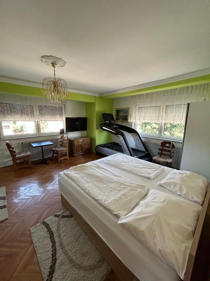 Sobe Zimmer Frei Pozega Zewnętrze zdjęcie