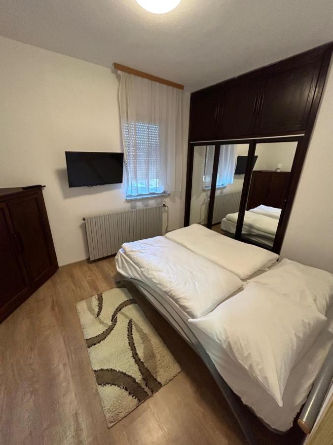 Sobe Zimmer Frei Pozega Zewnętrze zdjęcie